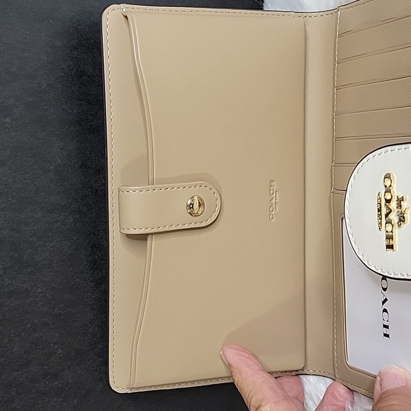 COACH Tech Wallet in Signature Canvas‎ with Nostalgic Ditsy Print - Picture 5 of 7